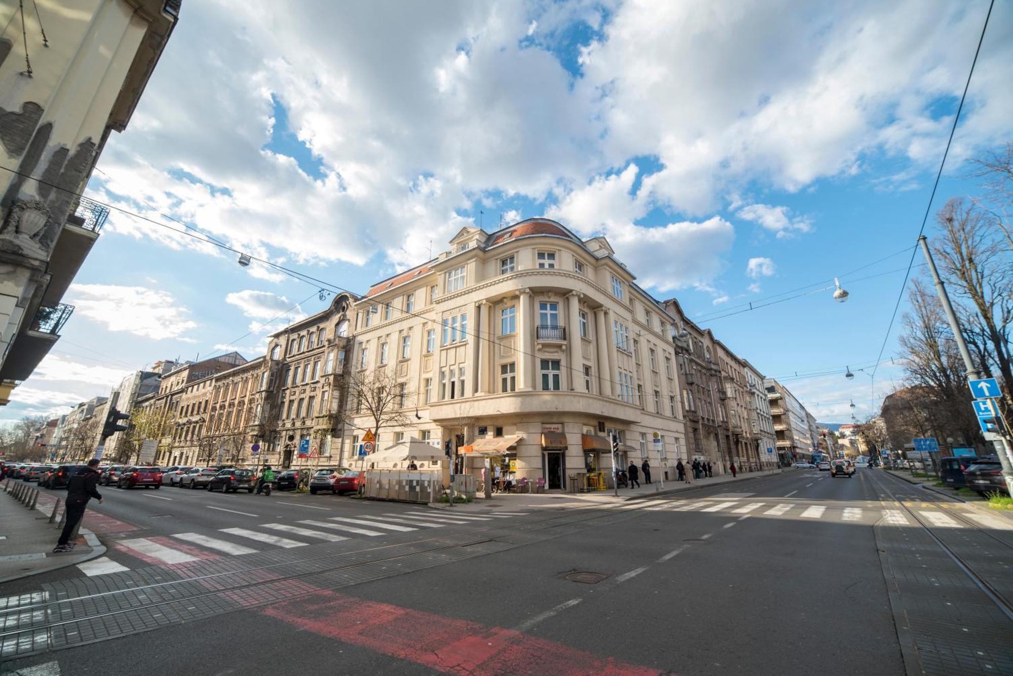 Imperial Apartment B Zagreb Exteriör bild